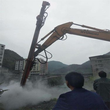 挖掘机改装钻孔机 潜孔钻 矿山打孔钻机 液压凿岩机挖改钻 打光伏孔