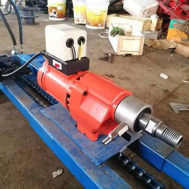 宁夏 小型钻机厂家 定向钻 履带自行走一体机 洪涛电力