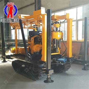 山东巨匠水井钻机农村打井XYD-130履带式钻井机