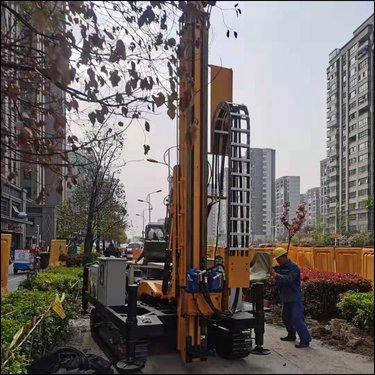 履带高压旋喷桩机单双三重管 垂直打孔360度注浆旋喷钻机