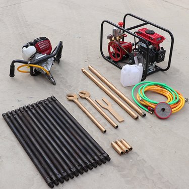 小型岩心钻机地质钻探机履带钻机地质勘探钻机履带钻探机