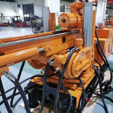 气动履带钻车 履带行走潜孔钻机 多型号可定制 金必德