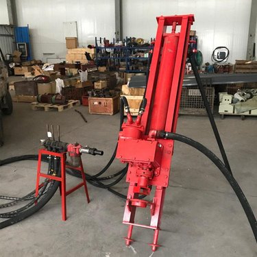 山西阳泉 履带式潜孔钻机厂家 辽宁大连 水平电动潜孔钻机